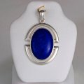 Pendentif avec lapis lazuli